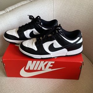Nike Panda Dunk Low